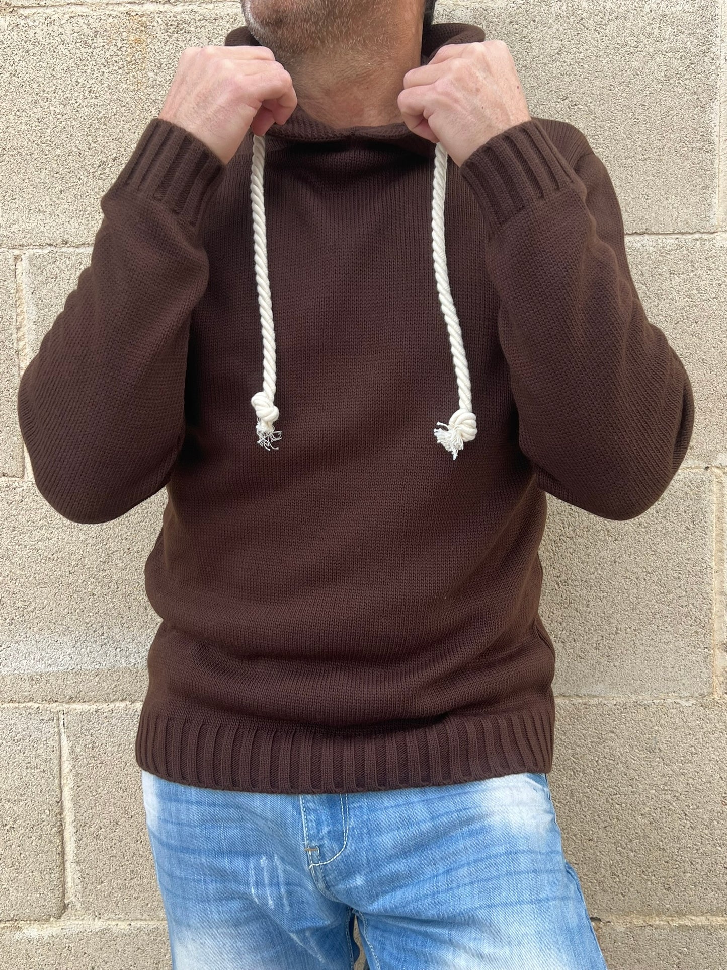 MAGLIA UOMO CON CAPPUCCIO E LACCI IN CORDA  MISTO LANA 100% MADE IN ITALY